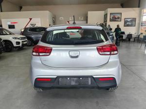 Kia Rio hatch 1.2 LS - Image 5