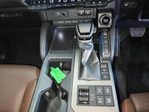 Toyota Land Cruiser Prado 2.8GD VX-R - Image 16