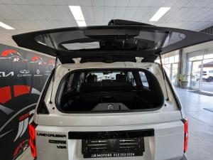 Toyota Land Cruiser Prado 2.8GD VX-R - Image 6