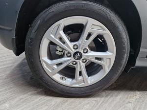 Hyundai Kona 2.0 Executive - Image 6