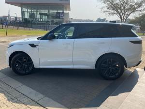 Land Rover Range Rover P530 HSE - Image 12