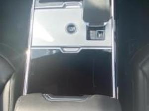 Land Rover Range Rover P530 HSE - Image 13