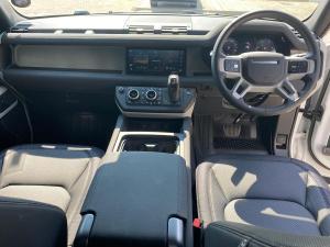 Land Rover Defender 110 D300 X-Dynamic SE - Image 10