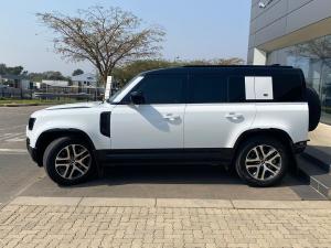 Land Rover Defender 110 D300 X-Dynamic SE - Image 3