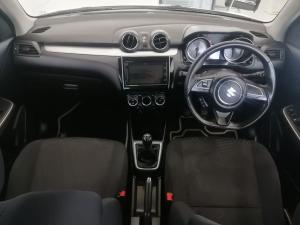 Suzuki Swift 1.2 GLX manual - Image 13