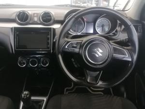 Suzuki Swift 1.2 GLX manual - Image 15