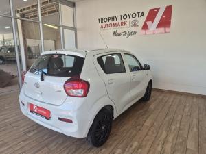 Toyota Vitz 1.0 - Image 2