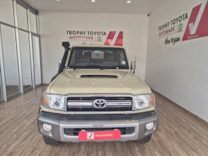 Toyota Land Cruiser 79 4.5D-4D V8 double cab LX - Image 4