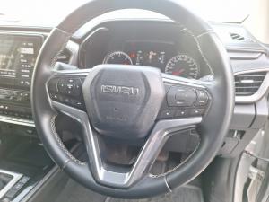 Isuzu D-Max 3.0TD double cab LSE - Image 8