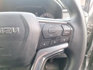Isuzu D-Max 3.0TD double cab LSE - Image 10