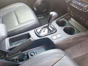 Toyota Hilux 2.8GD-6 double cab 4x4 Legend 50 auto - Image 12