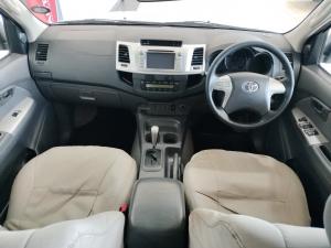 Toyota Hilux 3.0D-4D double cab Raider Dakar edition auto - Image 6