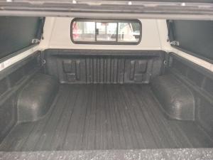 Toyota Hilux 3.0D-4D double cab Raider Dakar edition auto - Image 11