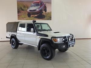 Toyota Land Cruiser 79 4.5D-4D V8 double cab LX - Image 1