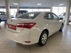 Toyota Corolla Quest 1.8 Plus manual - Image 2