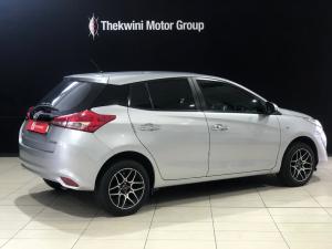 Toyota Yaris 1.5 Xi - Image 2