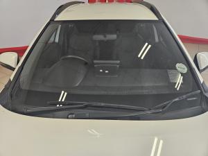 Toyota Corolla Cross 1.8 XS - Image 15