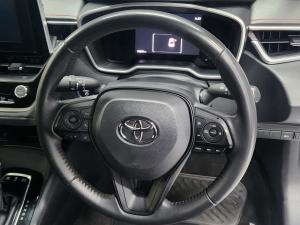 Toyota Corolla 1.8 Hybrid XS - Image 8