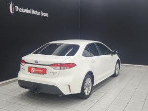 Toyota Corolla 1.8 Hybrid XS - Image 2