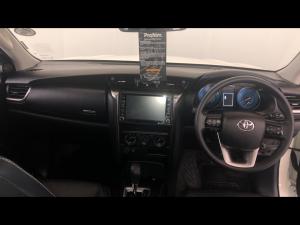 Toyota Fortuner 2.4GD-6 auto - Image 6