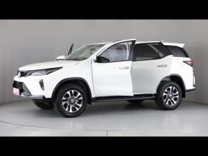 Toyota Fortuner 2.4GD-6 auto - Image 12