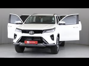 Toyota Fortuner 2.4GD-6 auto - Image 13
