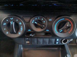 Toyota Hilux 2.4GD-6 double cab Raider auto - Image 15