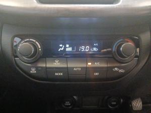 Toyota Rumion 1.5 TX manual - Image 16