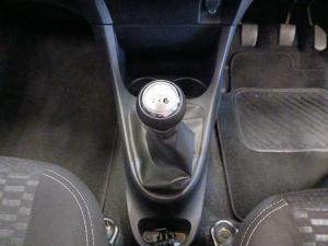 Toyota Etios Cross 1.5 Xs - Image 11