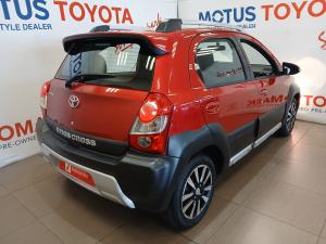 Toyota Etios Cross 1.5 Xs - Image 2