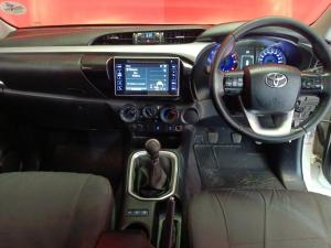 Toyota Hilux 2.8 GD-6 RB RaiderE/CAB - Image 6