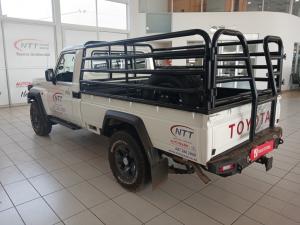 Toyota Land Cruiser 79 2.8 GD-6S/C - Image 21