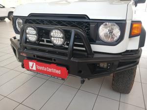 Toyota Land Cruiser 79 2.8 GD-6S/C - Image 23