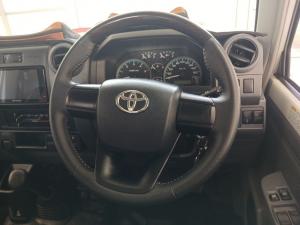 Toyota Land Cruiser 79 2.8 GD-6S/C - Image 8