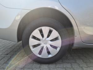 Toyota Corolla Quest Plus 1.8 CVT - Image 17