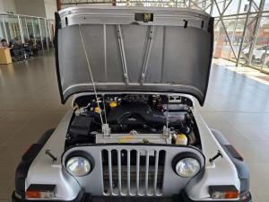 Mahindra Thar 2.5 Crde 4X4 Soft TOP - Image 9