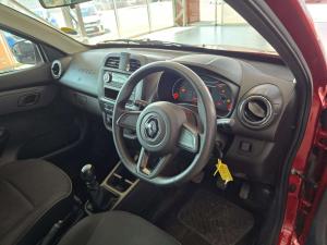 Renault Kwid 1.0 Expression / Life 5-Door - Image 8