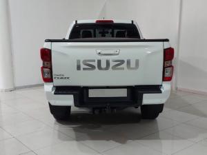 Isuzu D-Max 1.9TD Extended cab LS auto - Image 4