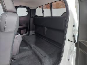 Isuzu D-Max 1.9TD Extended cab LS auto - Image 7