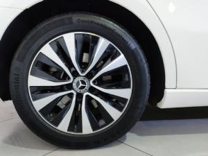 Mercedes-Benz A-Class A200 sedan Progressive - Image 11