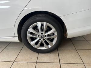 Mercedes-Benz C-Class C180 - Image 11