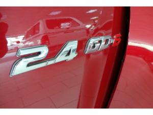 Toyota Hilux 2.4GD-6 Xtra cab Raider manual - Image 12