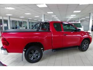 Toyota Hilux 2.4GD-6 Xtra cab Raider manual - Image 3
