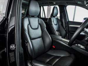 Volvo XC90 B5 AWD Ultra Dark - Image 10
