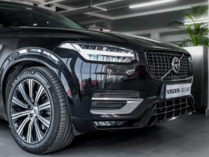 Volvo XC90 B5 AWD Ultra Dark - Image 13