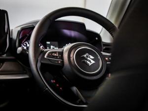 Suzuki Swift 1.2 GLX manual - Image 18
