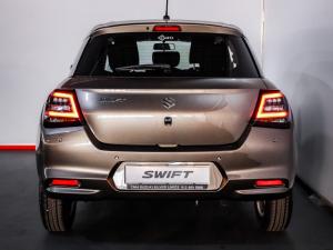 Suzuki Swift 1.2 GLX manual - Image 4