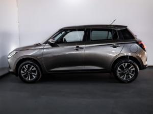 Suzuki Swift 1.2 GLX manual - Image 9