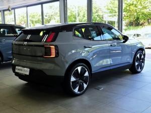 Volvo EX30 Plus Single Motor Extended Range - Image 3