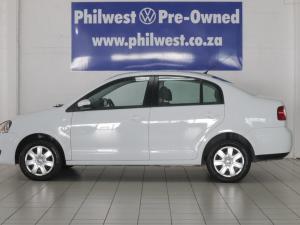 Volkswagen Polo Vivo sedan 1.4 Trendline auto - Image 2